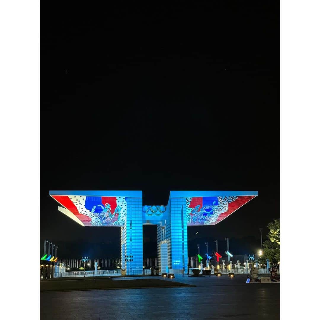 ジヒョク さんのインスタグラム写真 - (ジヒョク Instagram)「오늘의 서울zip」10月25日 22時30分 - xornjsz1