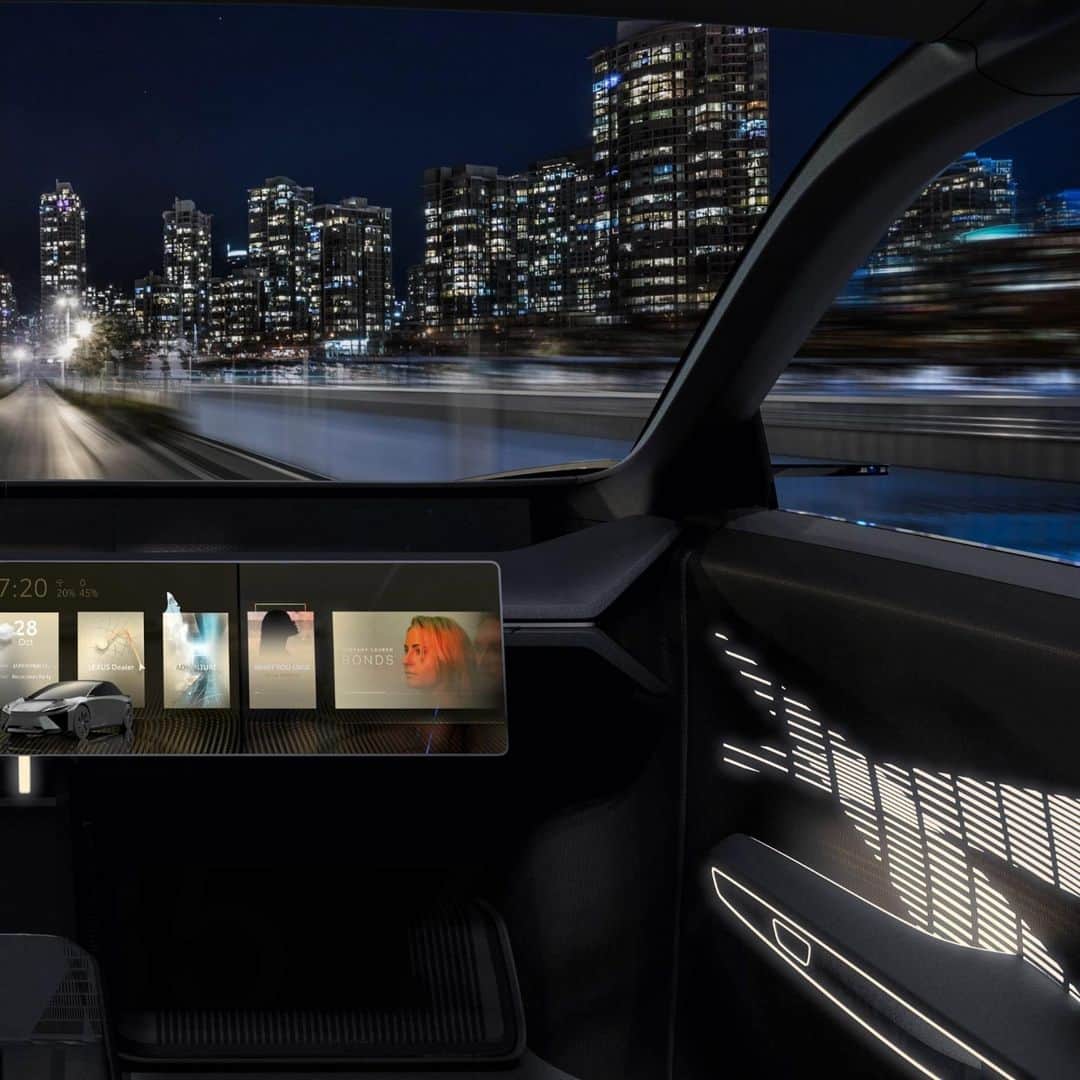 Lexus UKさんのインスタグラム写真 - (Lexus UKInstagram)「Presenting a future vision for the Lexus brand. Take a look at the Lexus LF-ZC concept. #JapanMobilityShow2023」10月25日 22時33分 - lexusuk
