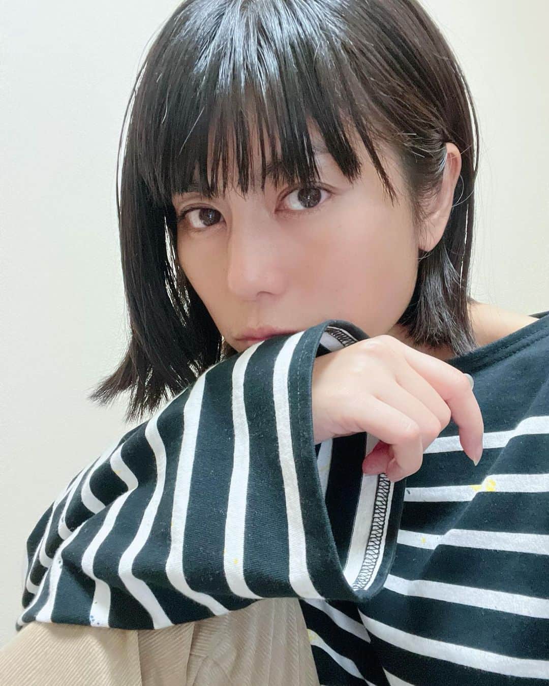 のインスタグラム：「早くも10月も末！！！ 月日がどんどん流れていく～！！！ 　 この表現どうかと思うけど・・・凄いね（笑） 　 #野性味溢れた 私の体も#冬眠体制 に入りつつあります。 #食欲と睡眠欲 が旺盛🤣」