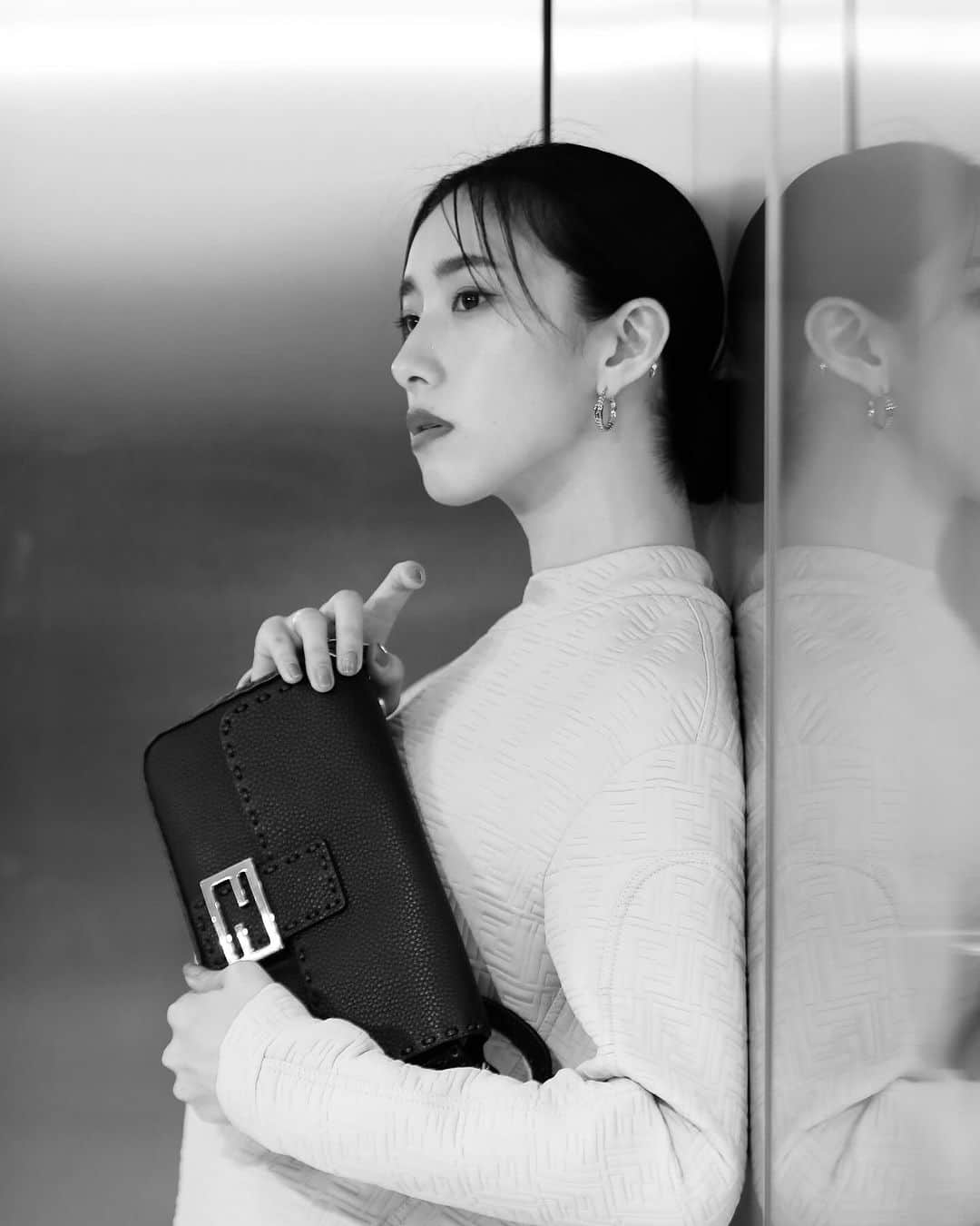 中田クルミさんのインスタグラム写真 - (中田クルミInstagram)「Congratulations @FENDI Omotesando 1st anniversary🪅  #FendiWinter #PR」10月25日 22時48分 - kurumi_nakata
