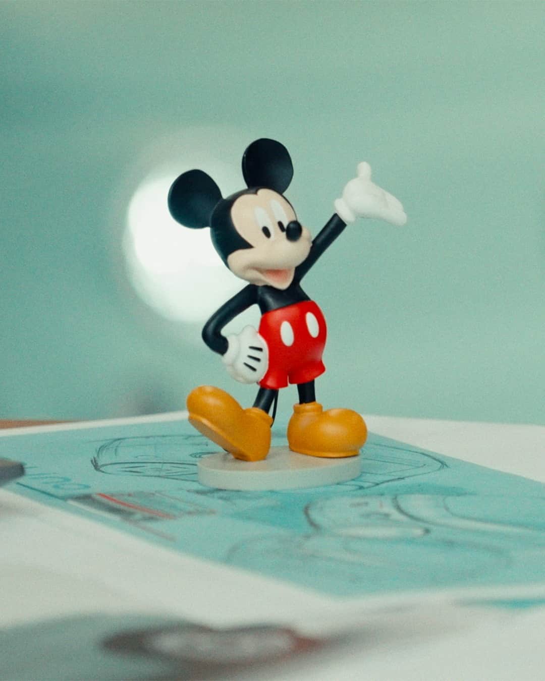 Fiat さんのインスタグラム写真 - (Fiat Instagram)「Two icons, one magical journey! Fiat & Disney are up to something unique, and you won’t want to miss it. 🐭🏰 Discover the magic at the link in bio. @DisneyIT #Disney100 #MickeyMouse #Topolino #FiatTopolino✨​」10月25日 22時53分 - fiat