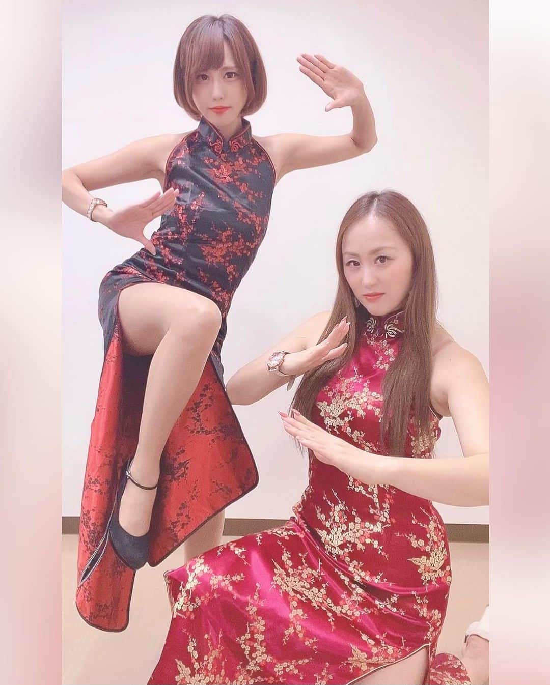 杉絵里香のインスタグラム：「ぱちイベでチャイナ着た時のやつ〜❤️ のあちゃんと今日幕張でまた会えて嬉しかった〜☺️ 明日もがんばるぞー💪🏻✨ . . #ぱちイベ #dmm  #ぱちタウンエンジェルス  #イベントコンパニオン  #チャイナ  #コスプレ」