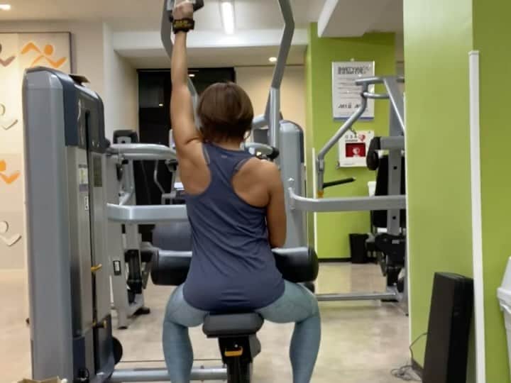 喜多村章子のインスタグラム：「10月25日のトレーニングと食事です ・ 今日もいろいろ思う日でした。 夜は考えない。寝るに限る！😊 ・ ではまた！ ・ #fitness #workout #training #anytimefitness #bodybilding #筋トレ #女子フィジーク #ボディビル」