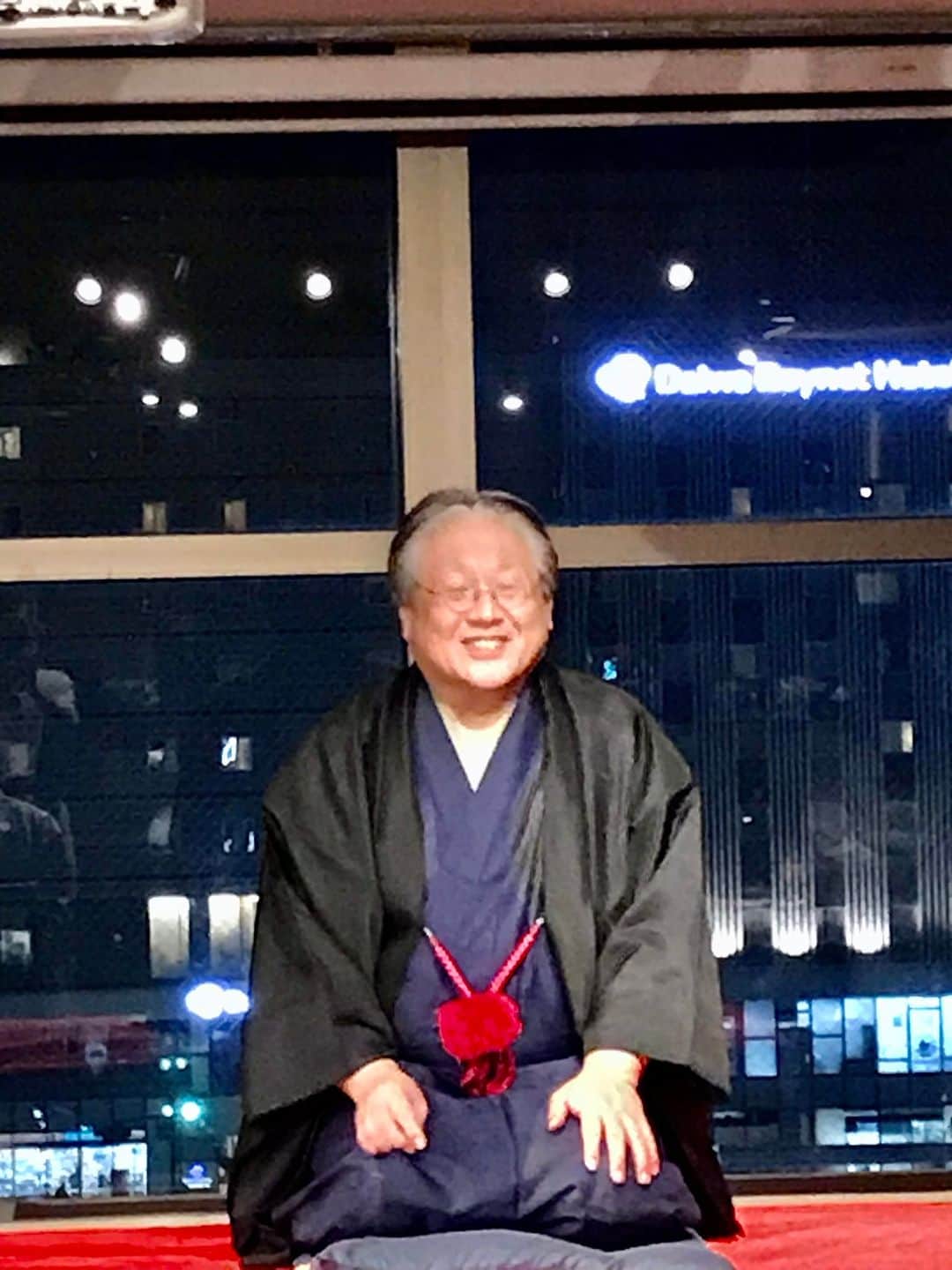 桂七福のインスタグラム：「【お礼】本日の『ぽっぽこ亭』も無事に終えました。他所のイベントも重なってお客様は少なめでしたが、ネタの「狸さい」「ねずみ」は自己満足度の高い出来だったと思ってます。 とても落ち着いて語れたと感じて。 これからも頑張ります。 (桂七福)」