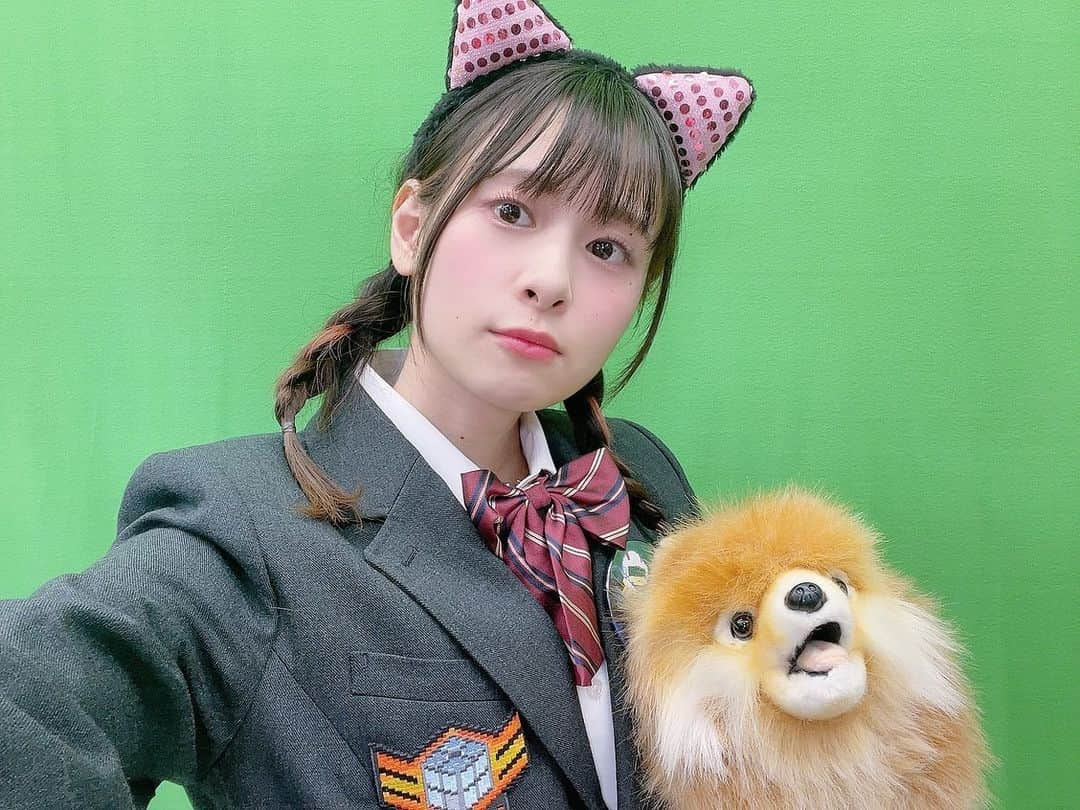 前田佳織里のインスタグラム：「生放送で浮かれハロウィン🎃笑 スタジオに自由に使ってくださいって書いてある衣装たくさんある。。笑😆 今日は夜はゲーム配信でした！ 楽しかったー！ #デジボク2  楽しいのでぜひプレイしよー！ #生放送  #ハロウィン  #地球防衛軍」