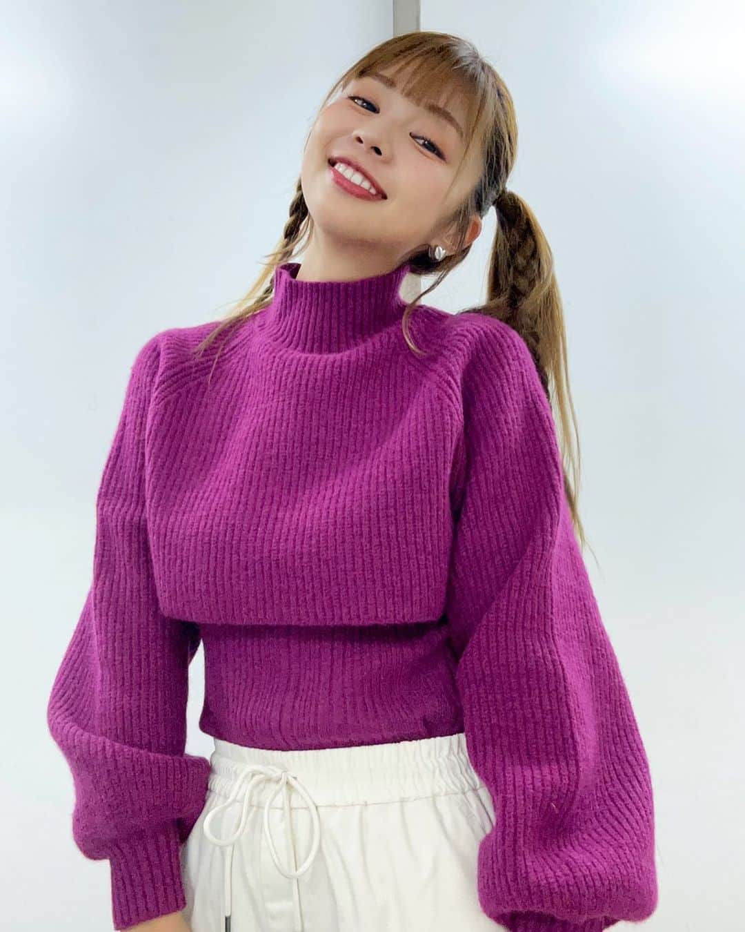 服部さやかのインスタグラム：「👾👾👾👾👾👾👾👾  #レイヤードセーター @naturalbeautybasic_official」