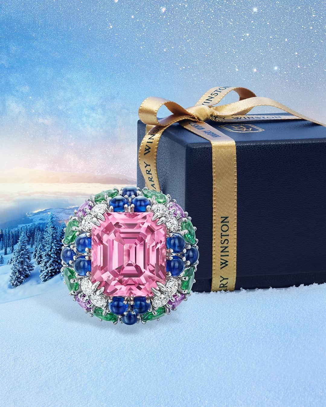 ハリー・ウィンストンのインスタグラム：「The sweetest surprise. A festive purplish pink spinel center stone in this vibrant Winston Candy Ring is the ultimate holiday indulgence. Add a dose of sugary sparkle to their stocking by tapping the link in bio. #WinstonCandy #WinstonWishes #HarryWinston」