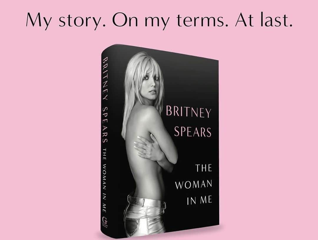 ヘザー・マクドナルドさんのインスタグラム写真 - (ヘザー・マクドナルドInstagram)「Up Thursday #juicyscoop with @countessluann Britney’s Bestseller and Open Marriages with Countess Luann   Well, first things first: I read Britney Spears’ new book – SO juicy! I give you my take on all the madness covered in it.  Then, original RHONY cast member Countess Luann is in the studio to give us all the juice behind some of her most infamous housewife moments! We talk BravoCon and how the franchise has changed over the years. Travis will join Taylor on the Europe leg of the Eras Tour. Mauricio and his DWTS partner were caught holding hands…is Kyle jealous? Meryl Streep files for divorce. We discuss open marriages, why they work in Europe, and how they go wrong in Hollywood. Enjoy! #rhony #britneyspears #rhoslc #rhobh #heathermcdonald #countessluann #comedy #bravotv #dwts #kylerichards #lateinlifelesbian #merylstreep #jadapinkettsmith #willsmith #opennarriage #cheatibg #threesomes #divorce」10月26日 9時54分 - heathermcdonald