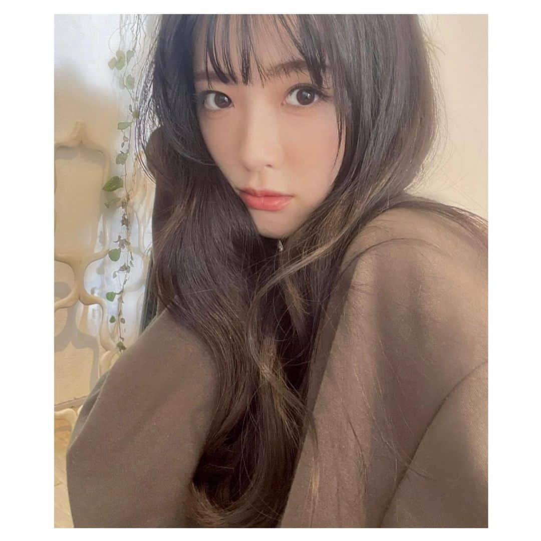 結那さんのインスタグラム写真 - (結那Instagram)「🖤🩶🖤  ｡+☆ﾟ+｡★｡+ﾟ☆ﾟ+｡★｡+ﾟ☆ﾟ+｡★｡+ﾟ☆ﾟ+｡+ﾟ  ぐっもに☀️オフショ第2段(*ˊᵕˋ*)੭ ੈ❤︎  ｡+☆ﾟ+｡★｡+ﾟ☆ﾟ+｡★｡+ﾟ☆ﾟ+｡★｡+ﾟ☆ﾟ+｡+ﾟ  #ポートレート #LEGENDA_TOKYO #原宿 #表参道 #ファッション #洋服 #コーデ #結那 #japanesegirl #fashion #legenda」10月26日 9時56分 - yuina_927