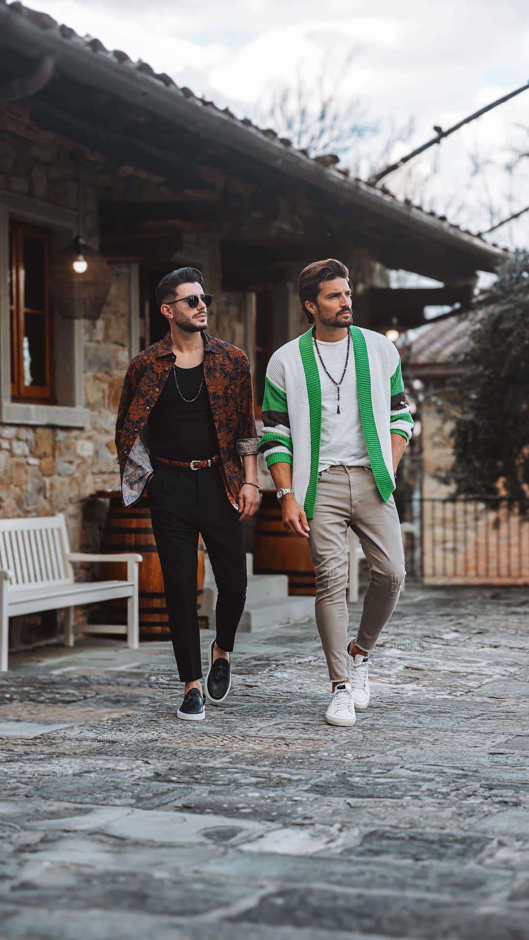 Mariano Di Vaioのインスタグラム：「Left or Right  style for you?  🇮🇹  “There’s no how-to road map to style. It’s about self expression and, above all, attitude.”」