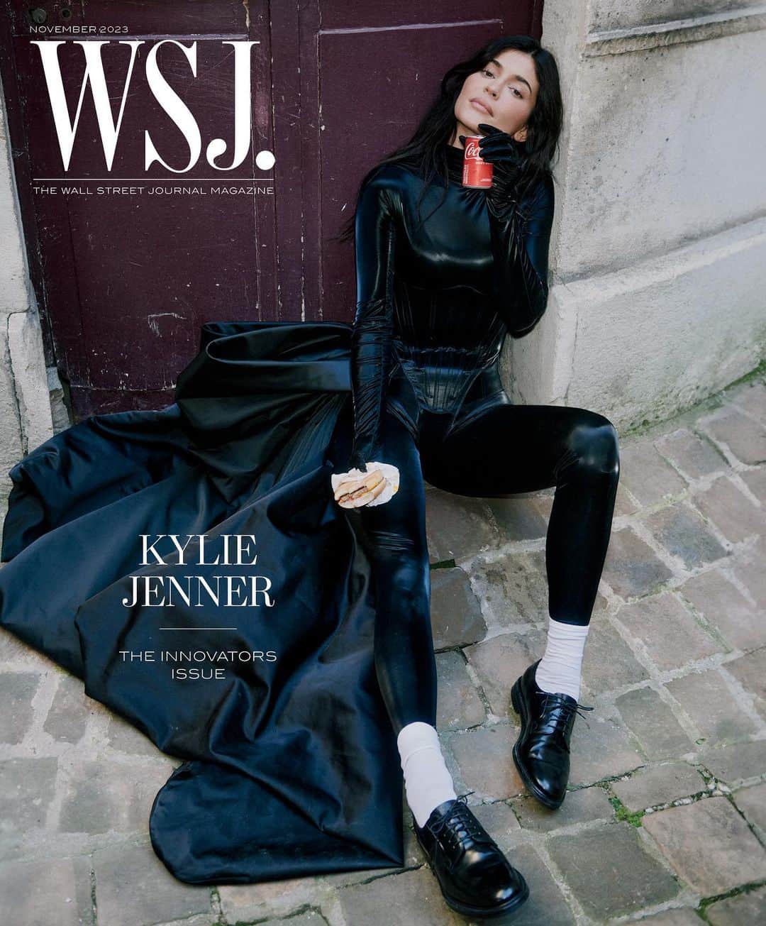 カイリー・ジェンナーのインスタグラム：「new @wsjmag innovators issue featuring @khy !!!!」