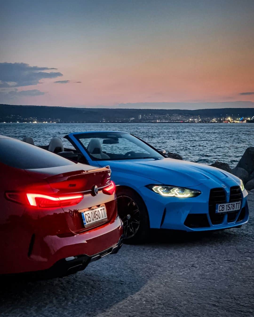 BMWさんのインスタグラム写真 - (BMWInstagram)「When the night falls, we glow 🌅  Which one would you choose? ❤️ or 💙  📸: @m4.blue.guy @todorov5 @BMWBulgaria #BMWRepost   The BMW 2 Series & the BMW M4 Competition Convertible. #THE2 #THEM4 #BMW #MPerformance  __ BMW M235i xDrive Gran Coupé: Combined fuel consumption: 7.8–7.2 l/100 km. Combined CO2 emissions: 175–162 g/km.   BMW M4 Competition M xDrive Convertible: Combined fuel consumption: 10.2 l/100 km. Combined CO2 emissions: 233–231 g/km.   All data according to WLTP. Further info: www.bmw.com/disclaimer」10月26日 2時19分 - bmw
