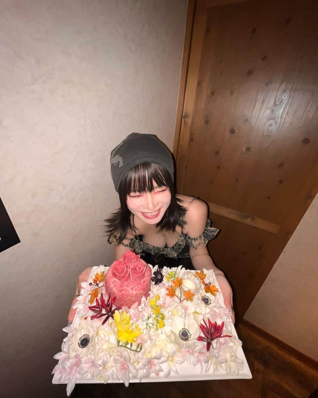 なつかさんのインスタグラム写真 - (なつかInstagram)「ぜいたくな日ʕ•ᴥ•ʔ」10月26日 2時39分 - natsucaos2