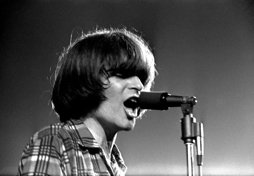 ジョン・フォガティさんのインスタグラム写真 - (ジョン・フォガティInstagram)「Looking back on John’s performance at London’s Royal Albert Hall in 1970. The performance was just days after the Beatles announced their breakup and John/CCR in only 12 months had achieved three top 10 albums and five top 10 singles, including “Proud Mary,” “Bad Moon Rising,” “Down On The Corner/Fortunate Son,” “Lookin’ Out My Back Door/Long As I Can See The Light,” and “Green River” all written by John.  This performance was recorded and later released on John/CCR’s “At The Royal Albert Hall” album released last fall.  📸: Chris Walter/WireImage」10月26日 2時51分 - johnfogerty