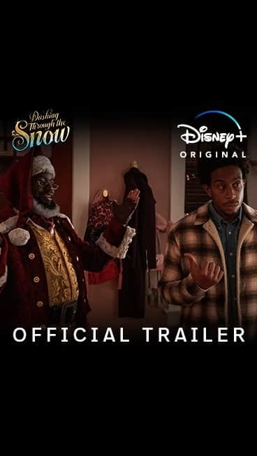 Walt Disney Studiosのインスタグラム：「Santa says cookies 🍪 > carrots 🥕. #DashingThroughTheSnow starts streaming November 17 only on Disney+.」