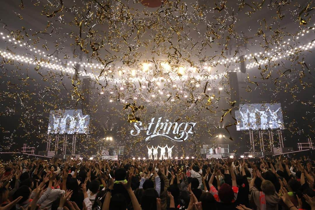 s**t kingzのインスタグラム：「2023年10月25日(水)   s**t kingz Dance Live in 日本武道館 『THE s**t』  最高の1日となりました‼️  本当にありがとうございました‼️  #シッキン #シットキングス #stkgz #シッキン武道館」