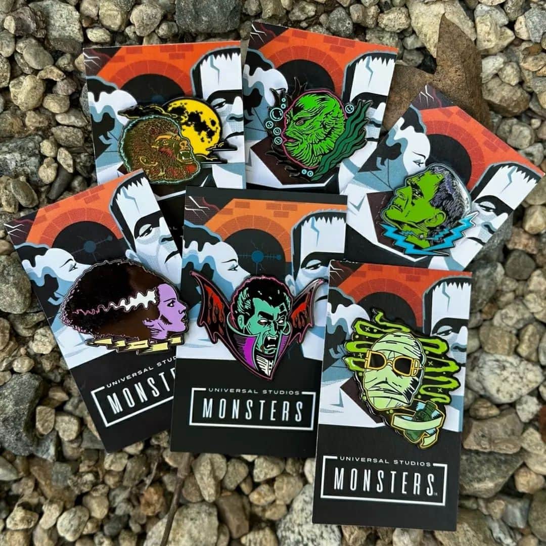 ハンチョロさんのインスタグラム写真 - (ハンチョロInstagram)「BOGO TODAY ONLY  ⚡  Buy one piece of Universal Monsters Stainless Steel Jewelry and get a Universal Monsters Pin or Patch free! Discount applied in cart.」10月26日 3時15分 - hancholodesigns