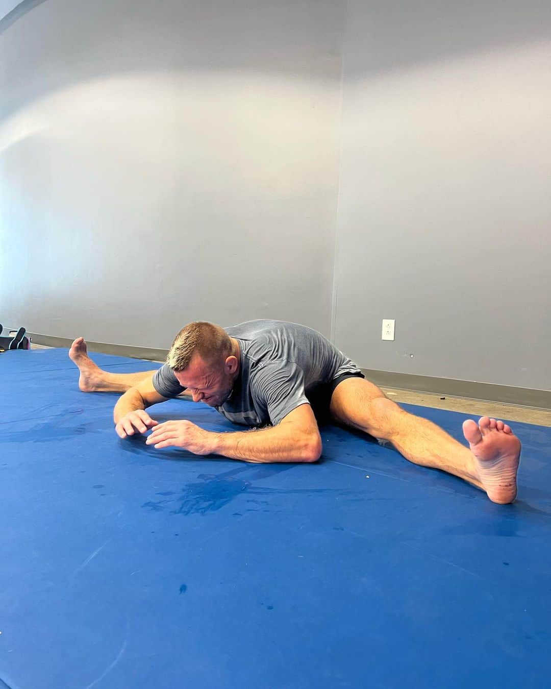 のインスタグラム：「Flexibility: If you don’t work on it, you’ll lose it.」