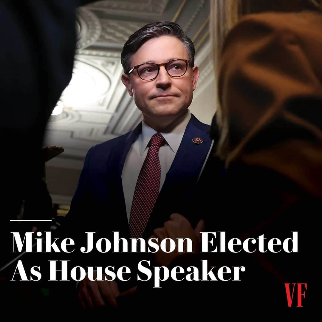 Vanity Fairさんのインスタグラム写真 - (Vanity FairInstagram)「Louisiana representative Mike Johnson tried to help Donald Trump overturn the 2020 presidential election. Now he's Speaker of the House. Read the full story at the link in bio.  Photo: Justin Sullivan/@gettyimages」10月26日 3時29分 - vanityfair