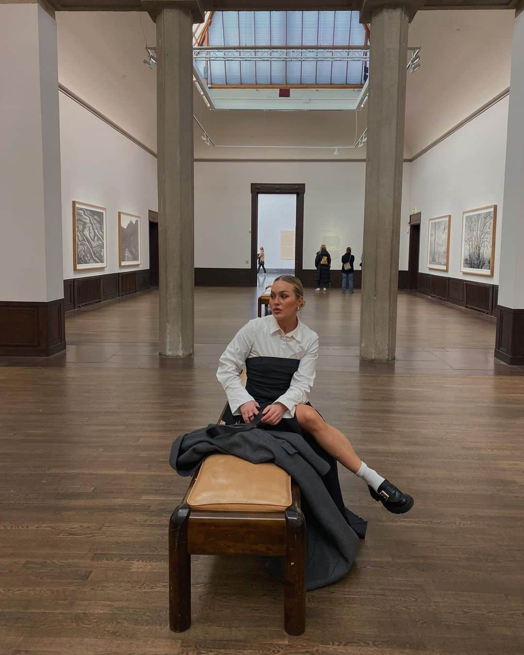 アンジェリカ・ブリックのインスタグラム：「Museum day with mi lads 💘」