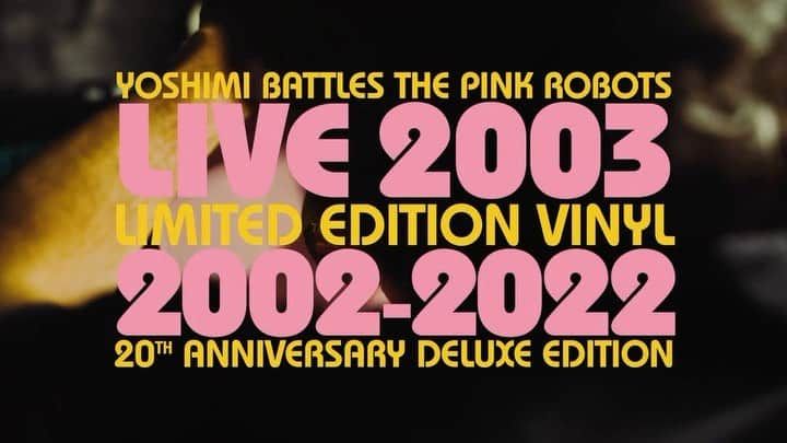 ウェイン・コインのインスタグラム：「Yessss!!! @stevendrozd goes through some of the tracks on this LIVE recording from 2003.. I knew he’d remember.. @justintimberlake in the dolphin costume .. wow.. cool stuff❤️❤️❤️🙏🙏🙏❤️❤️❤️❤️thank you @atriacreative for always puttin together something entertaining from ( what it seems like when we are shooting it) such a rambling mess…Steven has too many great stories.. and .. this album vinyl comes out this Friday 🎃🎃🎃🎃❤️❤️❤️❤️❤️」