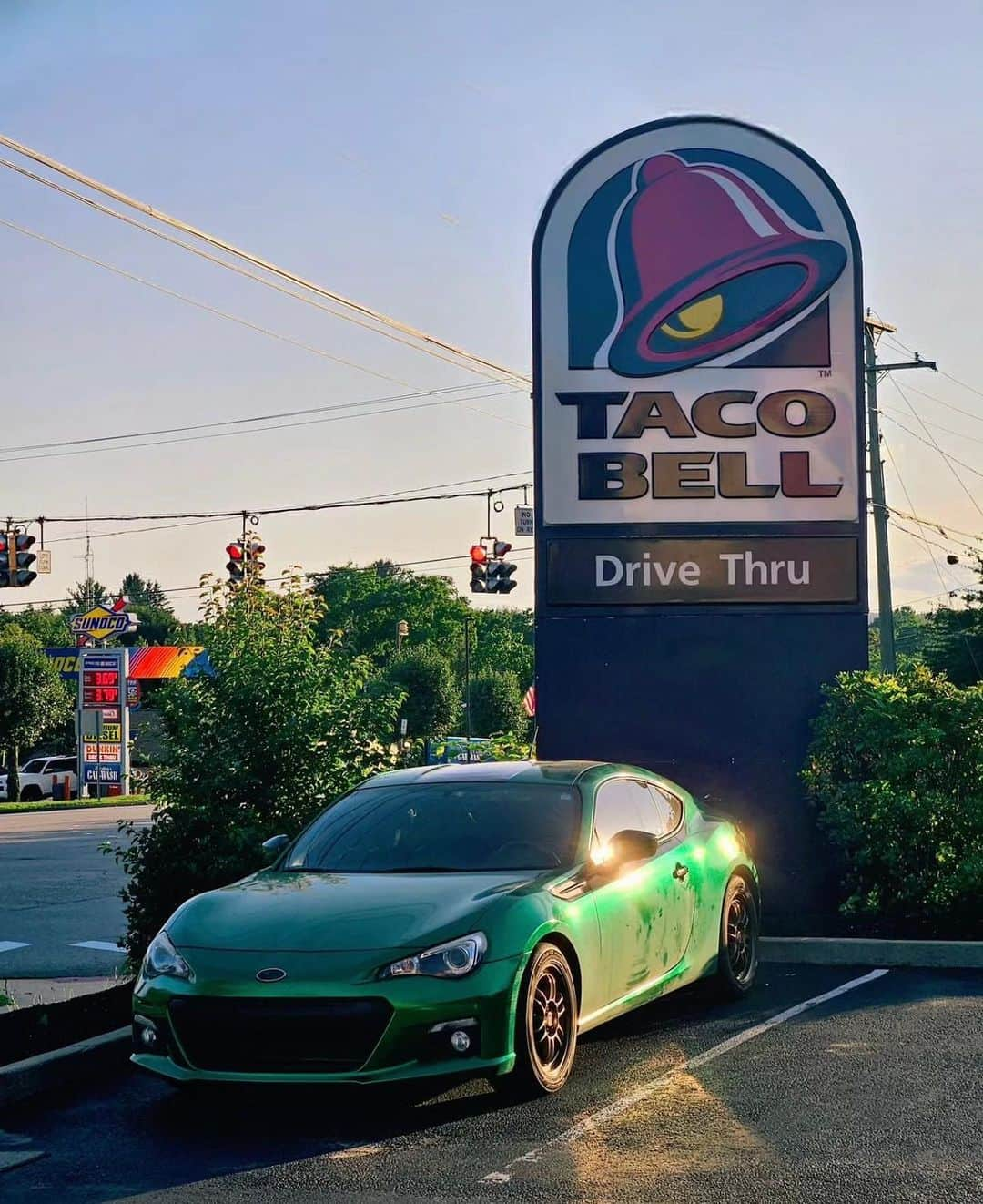 Taco Bellさんのインスタグラム写真 - (Taco BellInstagram)「fueled by baja blast」10月26日 5時06分 - tacobell