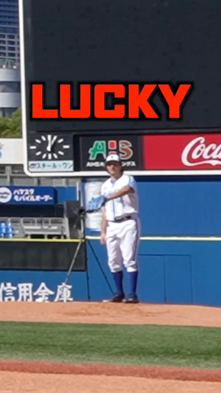 トレバー・バウアーのインスタグラム：「First Inning Success #baseball #japan #pitching #trevorbauer」