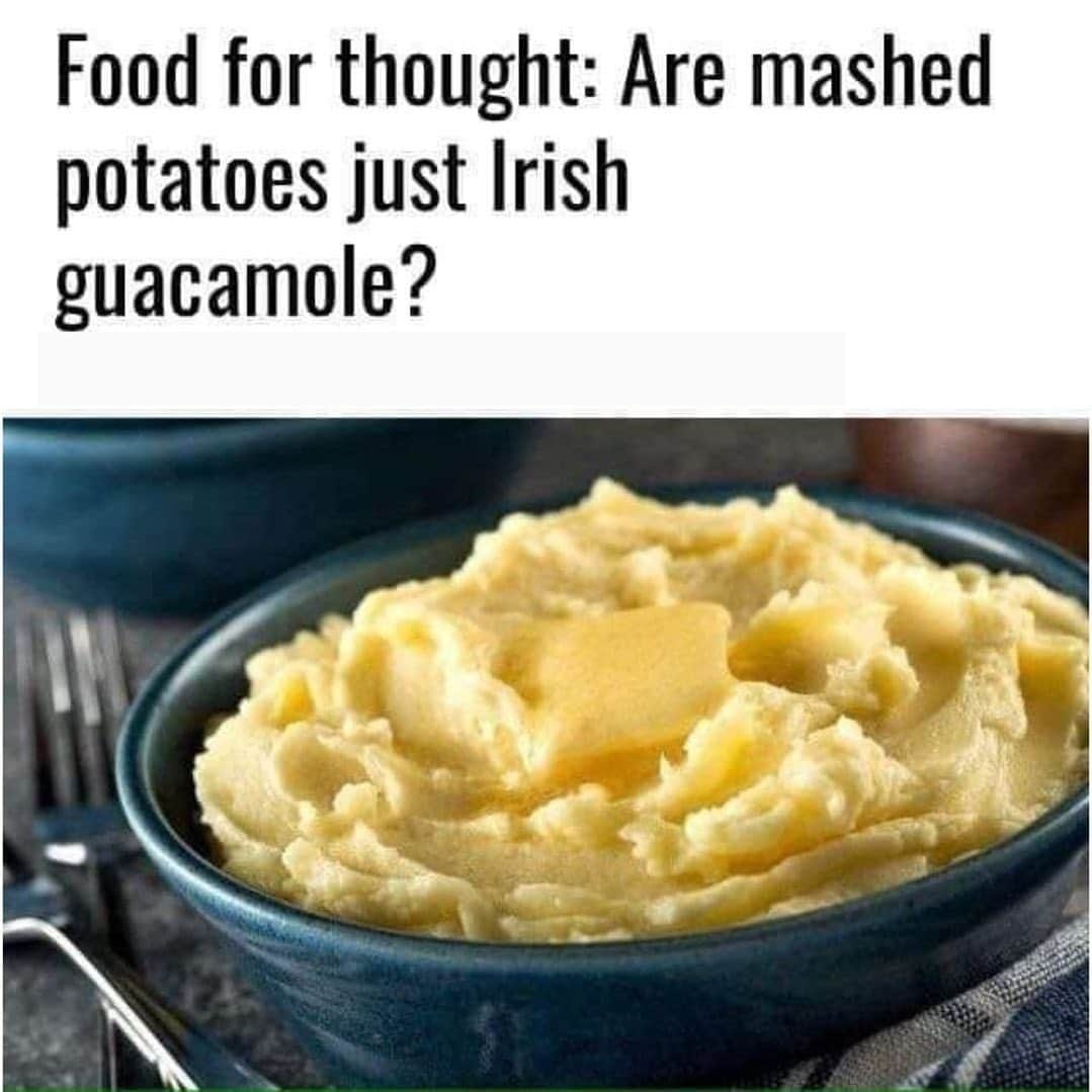 ブリジット・モイナハンのインスタグラム：「Never met a potato I wouldn't eat.... irish guacamole.....I love it!• @crowder I think they've got a point here! Happy #NationalMashedPotatoDay」