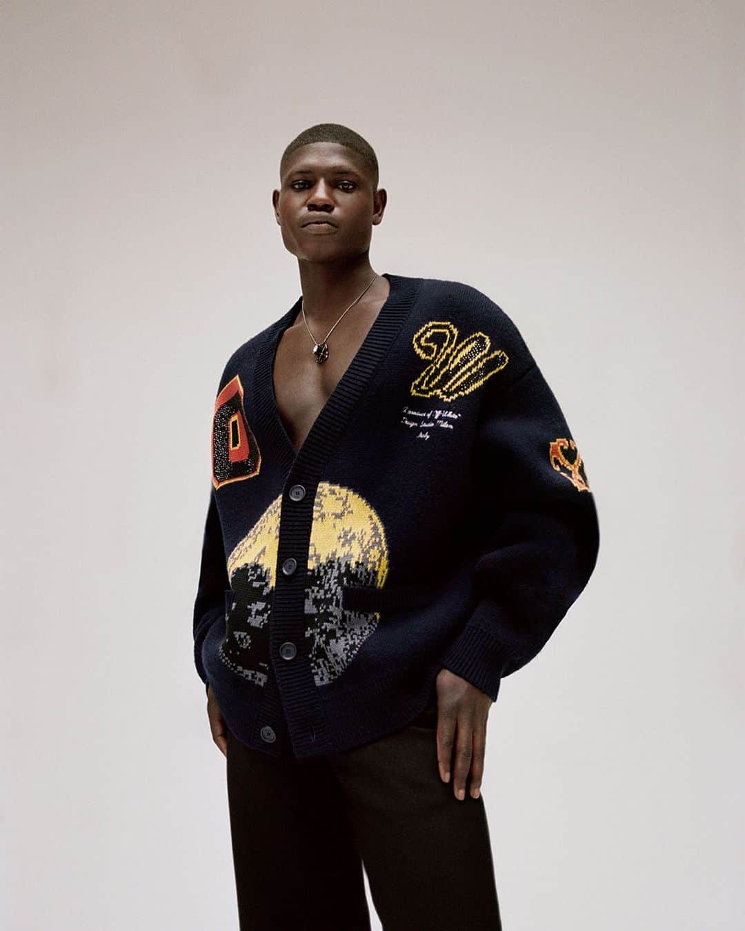 OFF-WHITE C/O VIRGIL ABLOHのインスタグラム：「fall 23 Off-White™ collection titled “LUNAR SHIPPING”  ~ available at select boutiques worldwide and online at off---white.com  photography c/o @d.avit」