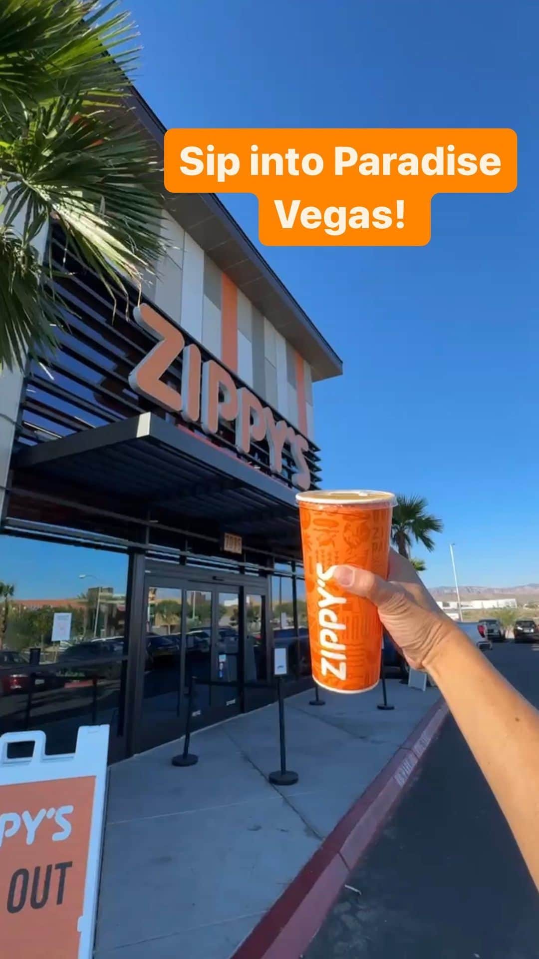Zippy's Restaurantsのインスタグラム：「🌴 Exciting News Las Vegas Ohana! 🎉 Our partnership with Zippy’s Restaurant has expanded to Las Vegas! Now, not only can you savor Zippy’s iconic dishes, but you can also enjoy our Harders signature Liliko’i and Fruit Punch fountain drinks at their new Las Vegas location. Our Liliko’i is a tropical paradise in a cup, bursting with the bold, tangy flavor of passion fruit. As for our Fruit Punch, it’s a delightful medley of inspired island fruit flavors, refreshing with every sip. 🌺 Made with Only the Best: These drinks are crafted with genuine cane sugar and real fruit, bringing you the authentic flavors of Hawaii in every refreshing glass. We’re incredibly proud to continue our long-standing partnership with Zippy’s as they bring a taste of the islands to Las Vegas.🤙🏽」