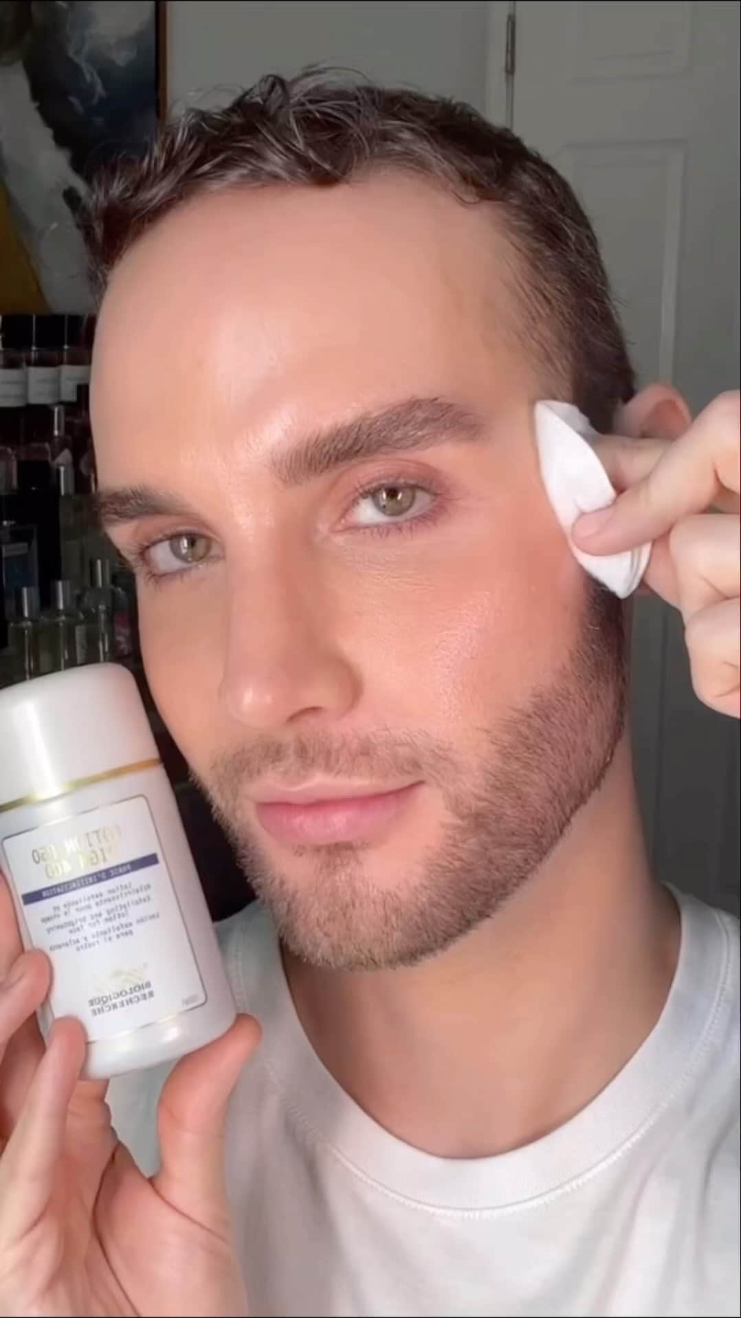 Biologique Recherche USAのインスタグラム：「Thank you for celebrating ✨50 Years of Lotion P50✨ with us, @aaronpaulbeauty 🤍  “We stan French Beauty 🇫🇷🙌🏼💕✨  Level-up your skin game with the iconic Lotion P50 from @biologique_recherche_usa   Exfoliate, purify, smooth, and brighten with this essential priming step in your skincare regimen.”  Reel: @aaronpaulbeauty   #BiologiqueRecherche #FollowYourSkinInstant #BuildingBetterSkin #50yearsP50 #MyP50 #FacialInABottle #LotionP50PIGM400」