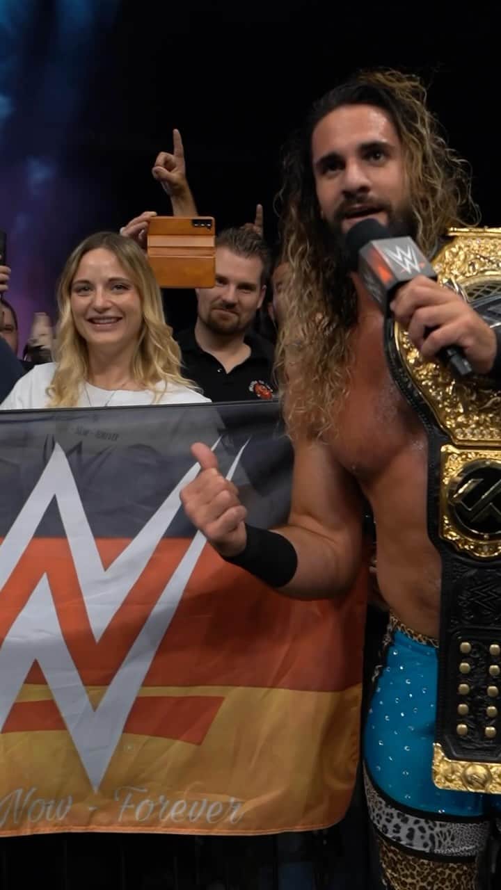 WWEのインスタグラム：「Thank you, Munich! 🇩🇪 Danke schön! #WWELive #WWEMunich」
