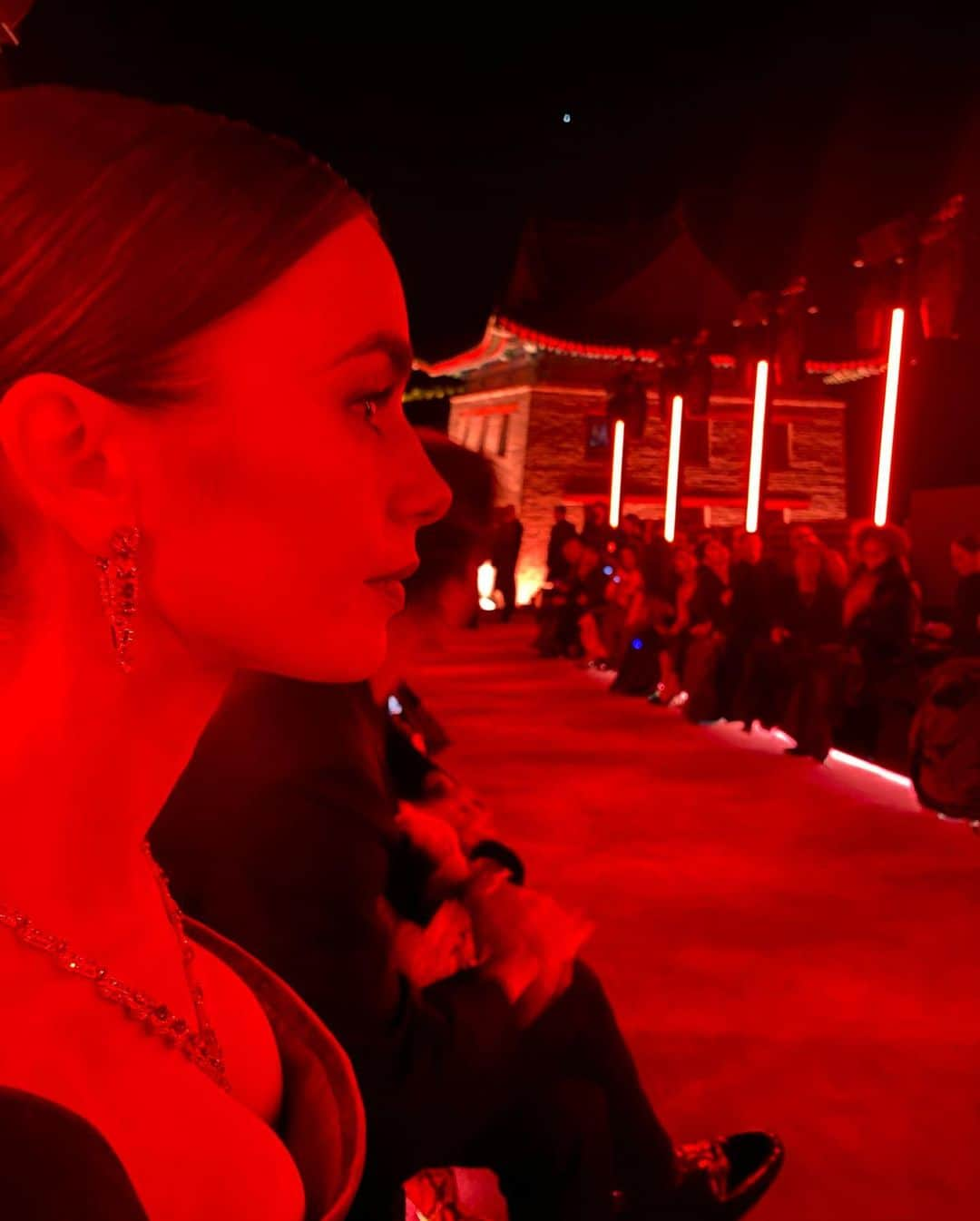 リリー・コリンズさんのインスタグラム写真 - (リリー・コリンズInstagram)「Truly a magical, bucket list experience with @cartier in Beijing — made even more meaningful by having my mom by my side on The Great Wall. This is a trip we’ve been dreaming about taking together for years, and it exceeded all our expectations. Feeling beyond grateful to my @cartier family for making this dream a reality…」10月26日 7時02分 - lilyjcollins