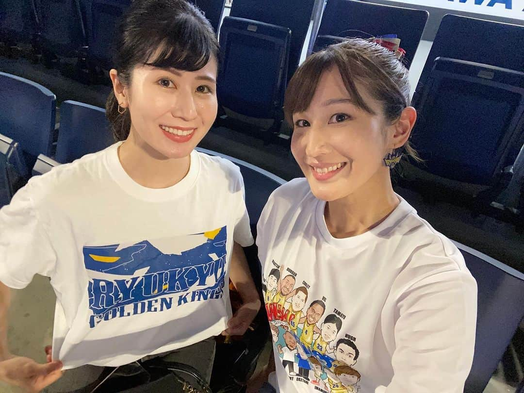 長嶺花菜さんのインスタグラム写真 - (長嶺花菜Instagram)「🏀 妹の推しは田代キャプテン✨ 最近は、応援ボードをぱぱっと作る妹。 職人技！ ファンサもらえるといいね😘  @navi_sco   #キングス女子 #キングスシスターズ 👭 #琉球ゴールデンキングス」10月26日 7時29分 - kana_nagamine