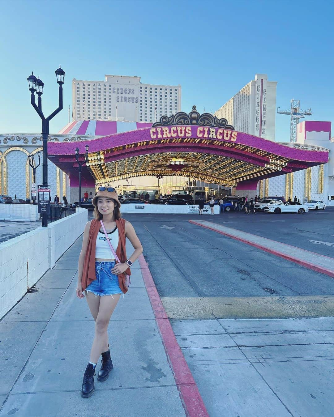 辻井美香さんのインスタグラム写真 - (辻井美香Instagram)「Hahaha,  circus circus😍  #circuscircus #lasvegas #whenwewereyoungfestival」10月26日 7時39分 - tsujii_yoshika