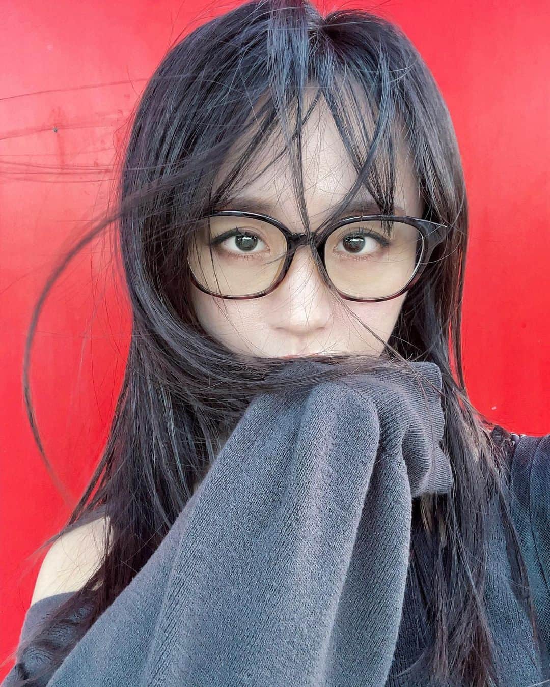 久保亜沙香のインスタグラム：「おはよう𓂃𓇢  さむいよ。」