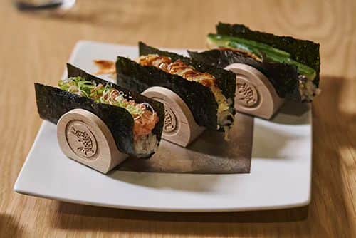 Sushi Azabuのインスタグラム：「Get ready for a delightful and delicious "kanpai" hour with our handroll bites! 🍣🥂 Happy “Kanpai” Hour is available Tuesday - Saturday 5pm - 7pm   Azabu New York @azabunewyork Open Tuesday - Sunday 5:00PM - 10:00PM azabuglobal.com/new-york」