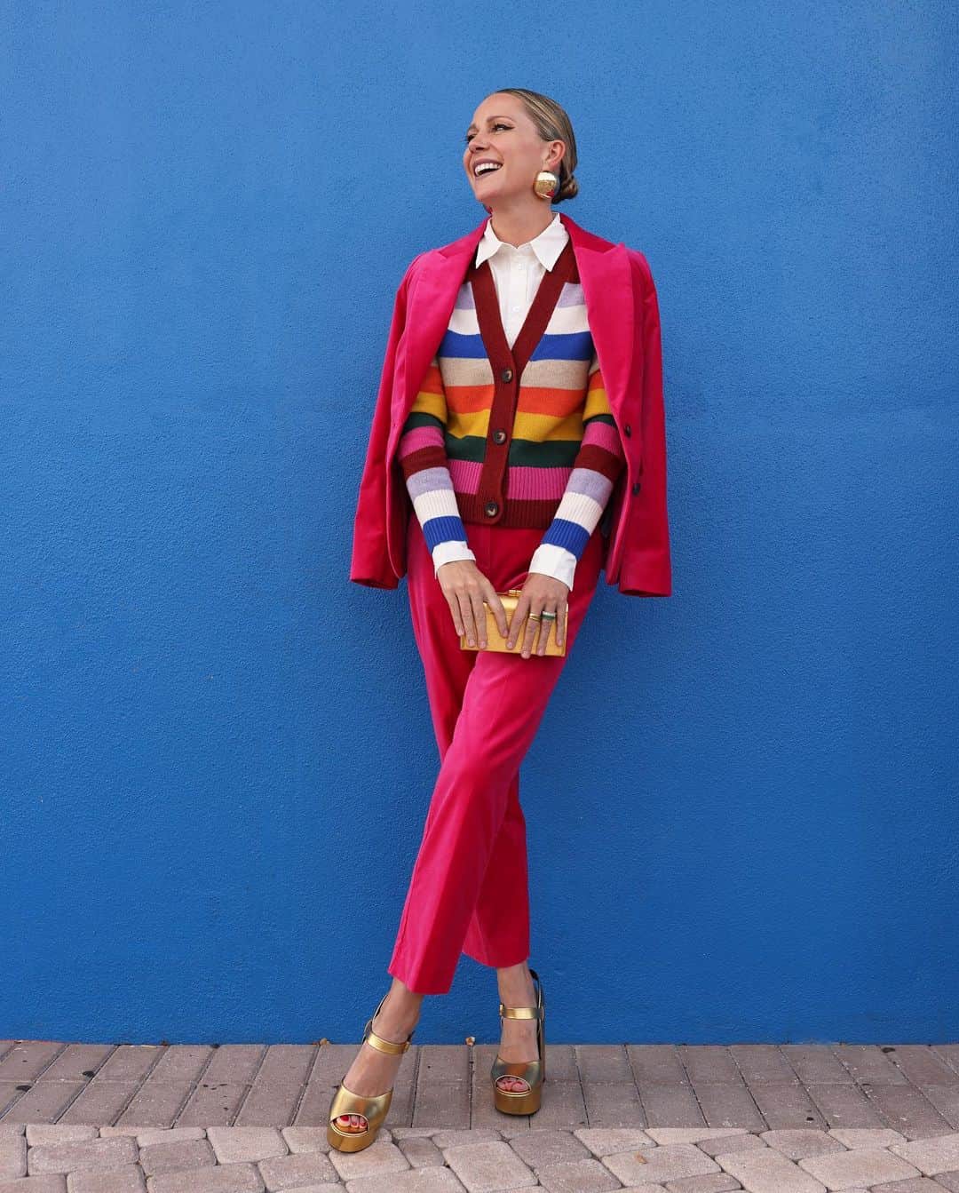 ブレア・イーディーさんのインスタグラム写真 - (ブレア・イーディーInstagram)「Picture perfect in pink! Styling three bold @boden_clothing outfits from their colorful fall collection! #InBoden #ad」10月26日 8時34分 - blaireadiebee