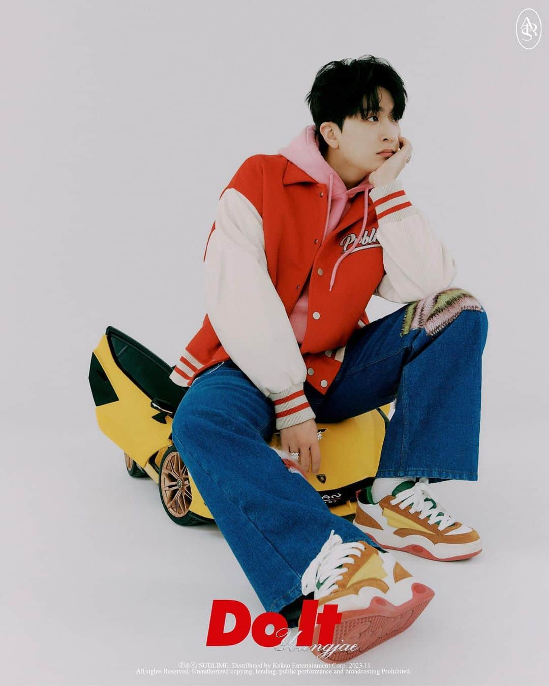 ヨンジェのインスタグラム：「영재(Youngjae) ’Do It‘ Concept Photo #6  영재(Youngjae)🎈🎈 1st Full Album ’Do It‘ 2023.11.06 6PM (KST)  #영재 #YOUNGJAE #DoIt」