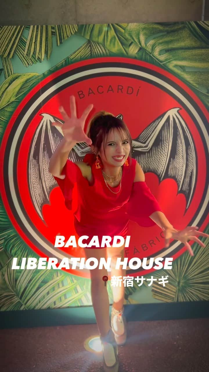 DJ Cellyのインスタグラム：「新宿サナギにて開催中のBACARDI LIBERATION HOUSEでDJでした🍷  〜11/4までの開催期間中は毎日色々なDJさんが入っていて、 バカルディのハイボールやペアリングにばっちりなスモークフードが楽しめる🫶 とっても良い空間でDJできて幸せでした✌🏻  #バカルディ #デュワーズ #bacardi #dj #djing #dj動画 #新宿 #新宿サナギ #サナギ新宿」