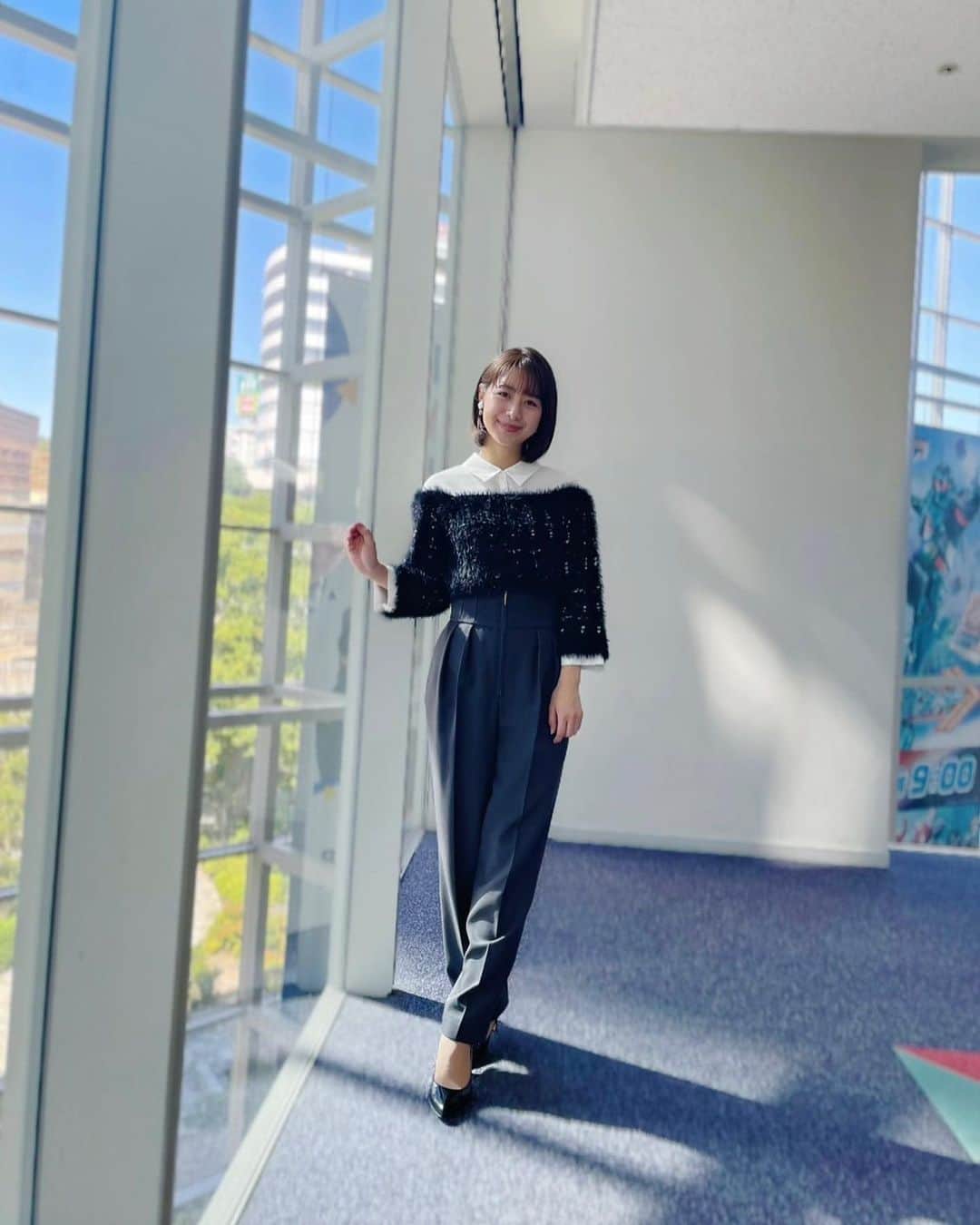 林美沙希さんのインスタグラム写真 - (林美沙希Instagram)「. 衣装紹介です👚  10月もあと少し！ やり残したことがないよう、ちゃんと片付けたいです☺️」10月26日 18時27分 - misaki0hayashi