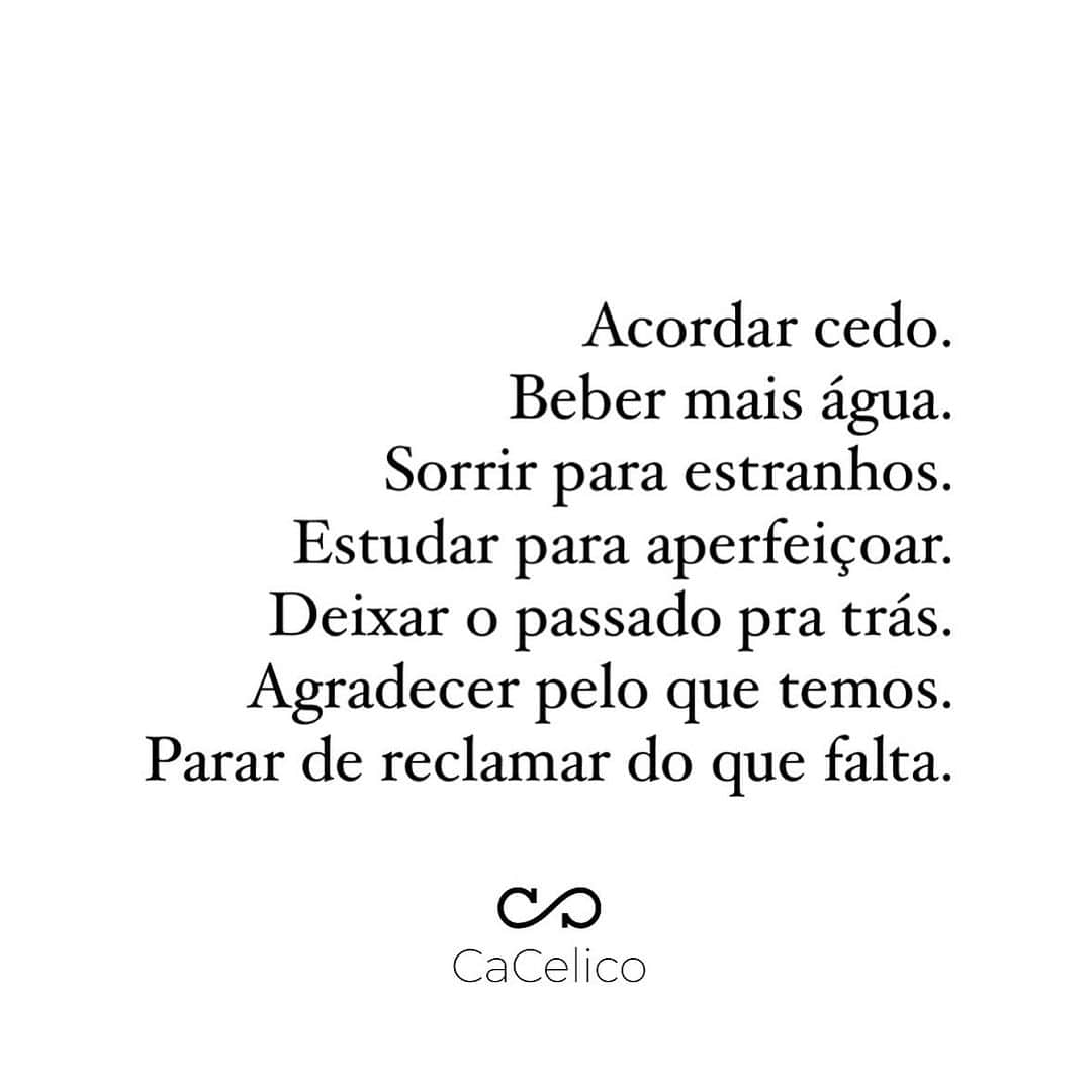 カロリーネ・セリコのインスタグラム：「To do list. O que falta aí?  #CaCelicoEssencia」