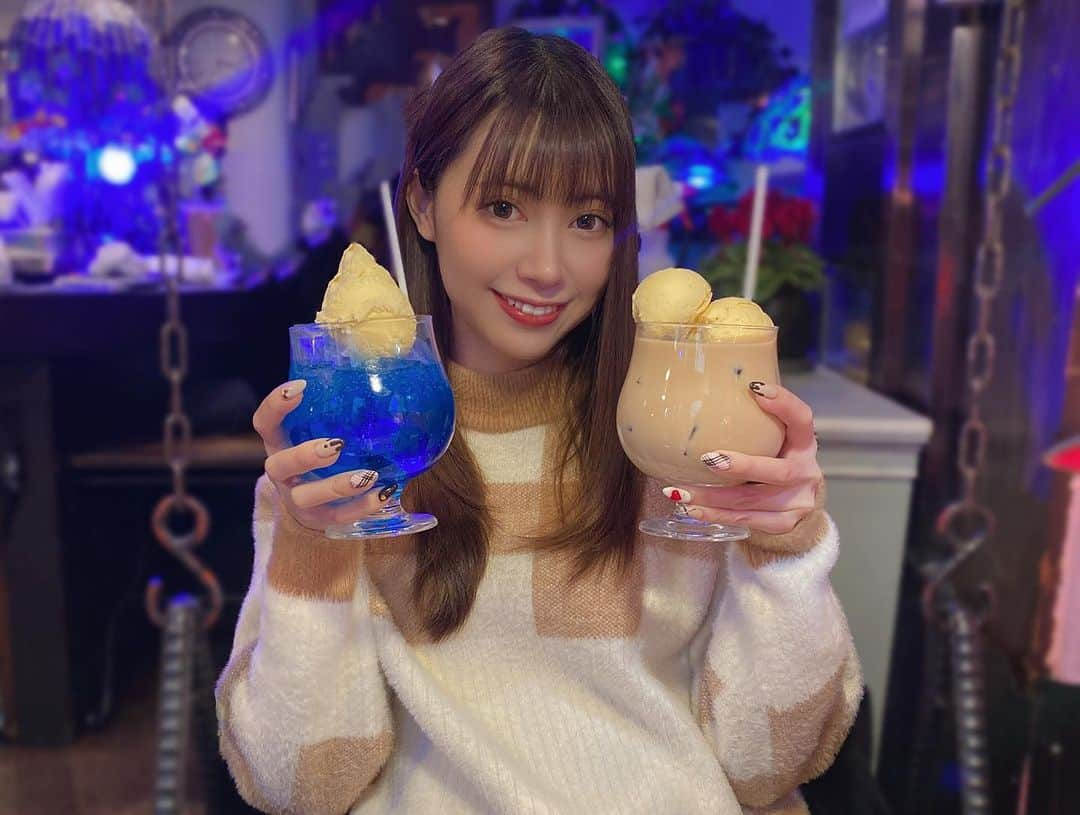 安森彩那さんのインスタグラム写真 - (安森彩那Instagram)「麻衣愛といつしかのCafeTime。🍨 -  #カフェ #cafe #カフェ巡り #コーヒー #喫茶店 #パフェ #coffee #珈琲 #東京 #東京カフェ#阿佐ヶ谷 #美味しい #休日 #カフェ部 #카페 #カフェラテ #カフェ好き #インスタ映え」10月26日 18時38分 - ayana.y_official