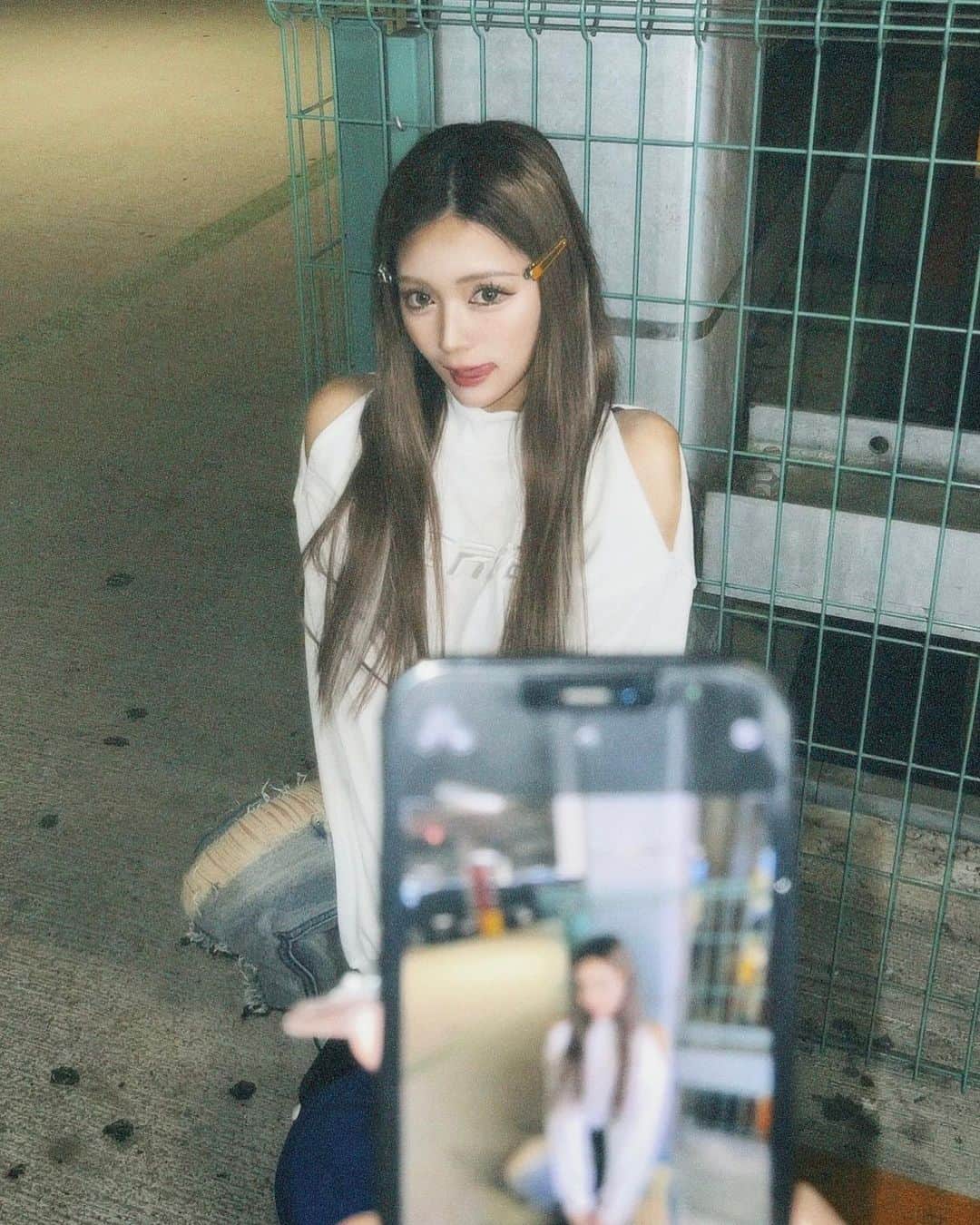 田向星華（せいせい）のインスタグラム：「📷🪽  何枚目が好き？」