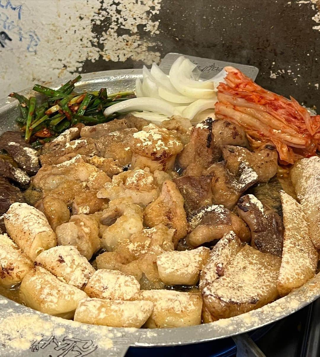 とうあさんのインスタグラム写真 - (とうあInstagram)「久々の🇰🇷 本格的に冬感じちゃった🥲⛄️」10月26日 18時51分 - ___2toua2___