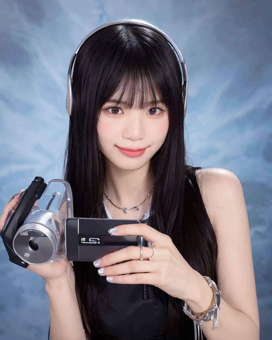 「SNOW」顔認識カメラアプリさんのインスタグラム写真 - (「SNOW」顔認識カメラアプリInstagram)「♡♡  流行りのAIハイティーンを試してみました♡ 自分に似合う服の系統や髪型を知ることができるので とてもおすすめです♡♡  ハロウィン仕様もあって 楽しかったーーー🎃♡  #PR #AIハイティーン #AIエフェクト #韓国アイドルヘア #ハロウィン #ハロウィンコスプレ」10月26日 18時47分 - snow_japan