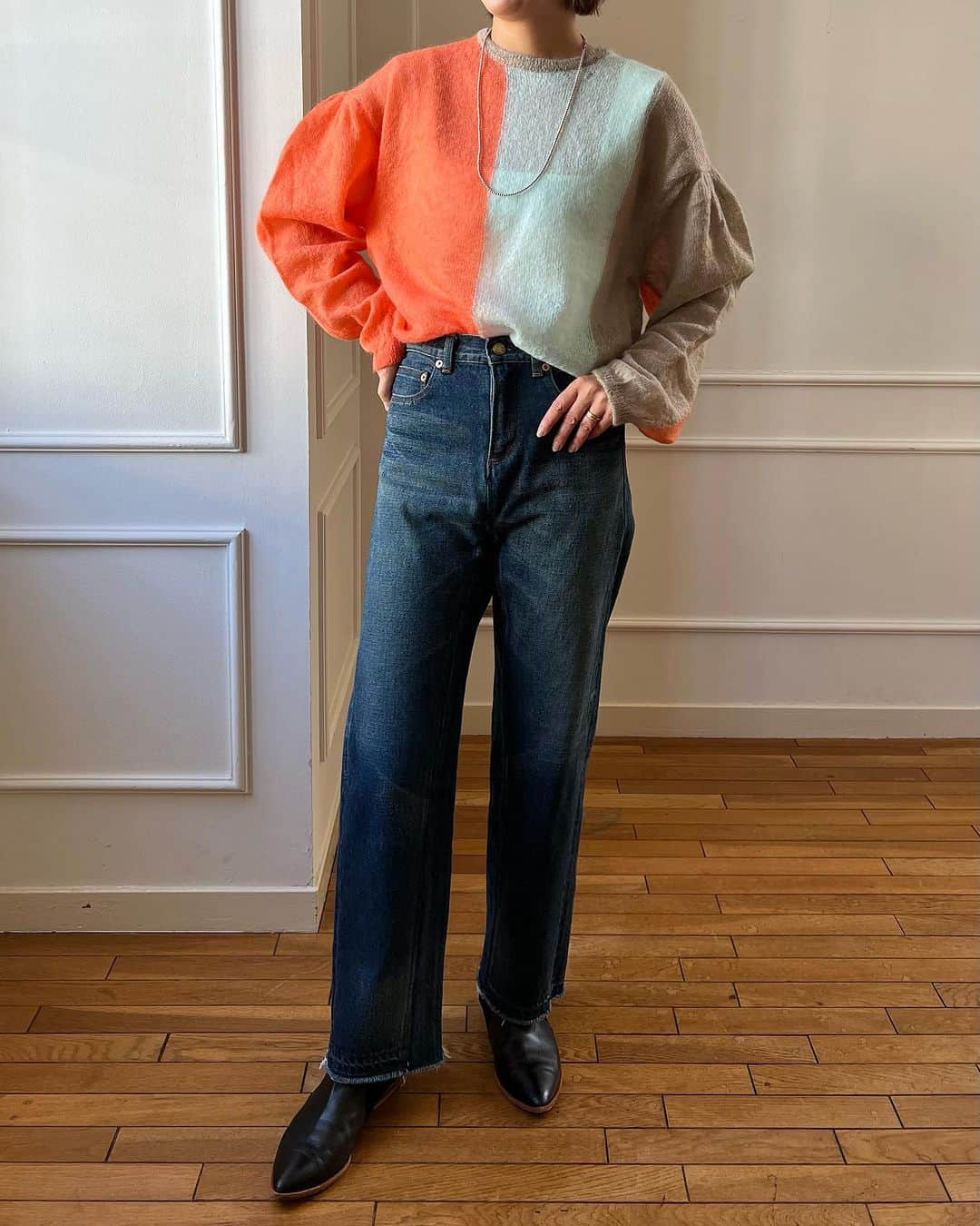 GREED TOKYO STOREのインスタグラム：「Greed International  "Damage Hole Mohair Stripe Short Sweater in Orange Mix"  ネック、袖口、裾口のところどころに 2種類のダメージ柄編みとストライプのインターシャ編みをデザインしたモヘアニット 柔らかさと軽さが魅力的なショート丈のモヘアニットです 重ね着やジャストウエストのボトムスとも相性抜群のショート丈となっております  #greedinternational #bedandbreakfastqualityoflife  #greedtokyo #greedfukuoka  #knit#mohair#ootd#fashion#seasonless   #グリード #グリードトウキョウ #グリードインターナショナル #ニット#モヘアニット#秋コーデ#シーズンレス」