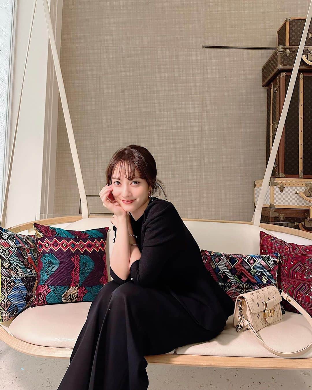 谷まりあのグルメインスタ