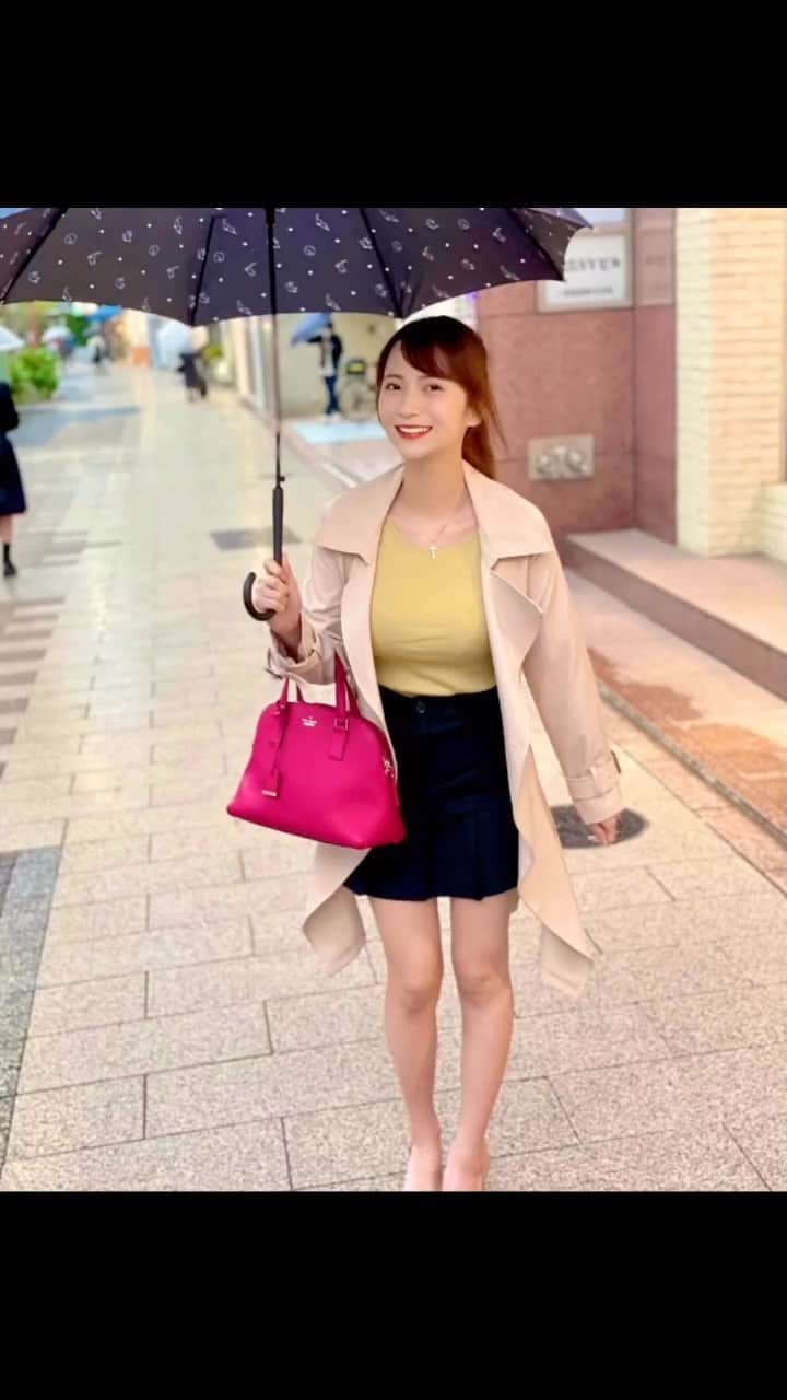 街山みほのインスタグラム：「先週は雨続きでしたが、、 やっと天気が良くなってきました♫ ⁡ いつの日かの雨の日コーデ載せておくね☔️✨  なんかアナウンサーぽい？w ⁡ ⁡ ⁡ ＼＼ハロウィンイベント🎃／／ ⁡ 今回のイベントでみんなに会えるのが 最後になるから..🥲🥲 ⁡ 気合いを入れて準備してるよ👻🩷 会いに来てね？ ⁡ 日時：2023年11月5日(日) 14:00〜16:30 予定 場所：名古屋 ⁡ 👿気になるイベントの内容は⁉️ ⁡ ①仮装しナイト ②仮装大賞でまちみーの私物GET！？ ③謎解きしナイト 悪戯しちゃうぞ？ ④まちみーコンサート ⑤ツーショットタイム ⁡ 飲み物や軽食もご用意してお待ちしております！♡ ⁡ 最後のイベントになります🙇‍♀️ お早めにどうぞ！👻💕 ⁡ ハイライトorストーリーズから チケット購入サイトに飛べるよ！✨ ⁡ ⁡ ⁡ ＼＼お知らせ／／ ⁡ 現在、街山みほ -グラビア人生 最終章-  の写真集である『Phantom』が発売中ですが.. ⁡ 4年間続けてきた、私のグラビア魂を🔥 ⁡ 皆さんの胸に焼き付けてほしい、残しておきたい‼️ ⁡ と、思いまして💡 ⁡ 今までのグラビア写真、オフショットや未公開ショットなどを..📷💖 ⁡ 今後は❗️ "Instagramのサブスクリプション限定" で 公開していきます☺️✨ ⁡ この機会に、街山みほの -グラビア人生- を しっかりと目に焼き付けてください❤️‍🔥❤️‍🔥 ⁡ ⁡ ✨サブスクリプションの特典✨ ・登録者バッジ ・限定コンテンツ ・舞台裏 ・感謝の表明 ⁡ 月額¥800 ⁡ 今後、グラビアなどの写真はサブスクリプション限定でコンテンツ公開します🫶💕  #まちみー #街山みほ #雨 #雨の日 #雨の日コーデ #アナウンサー #コーデ」