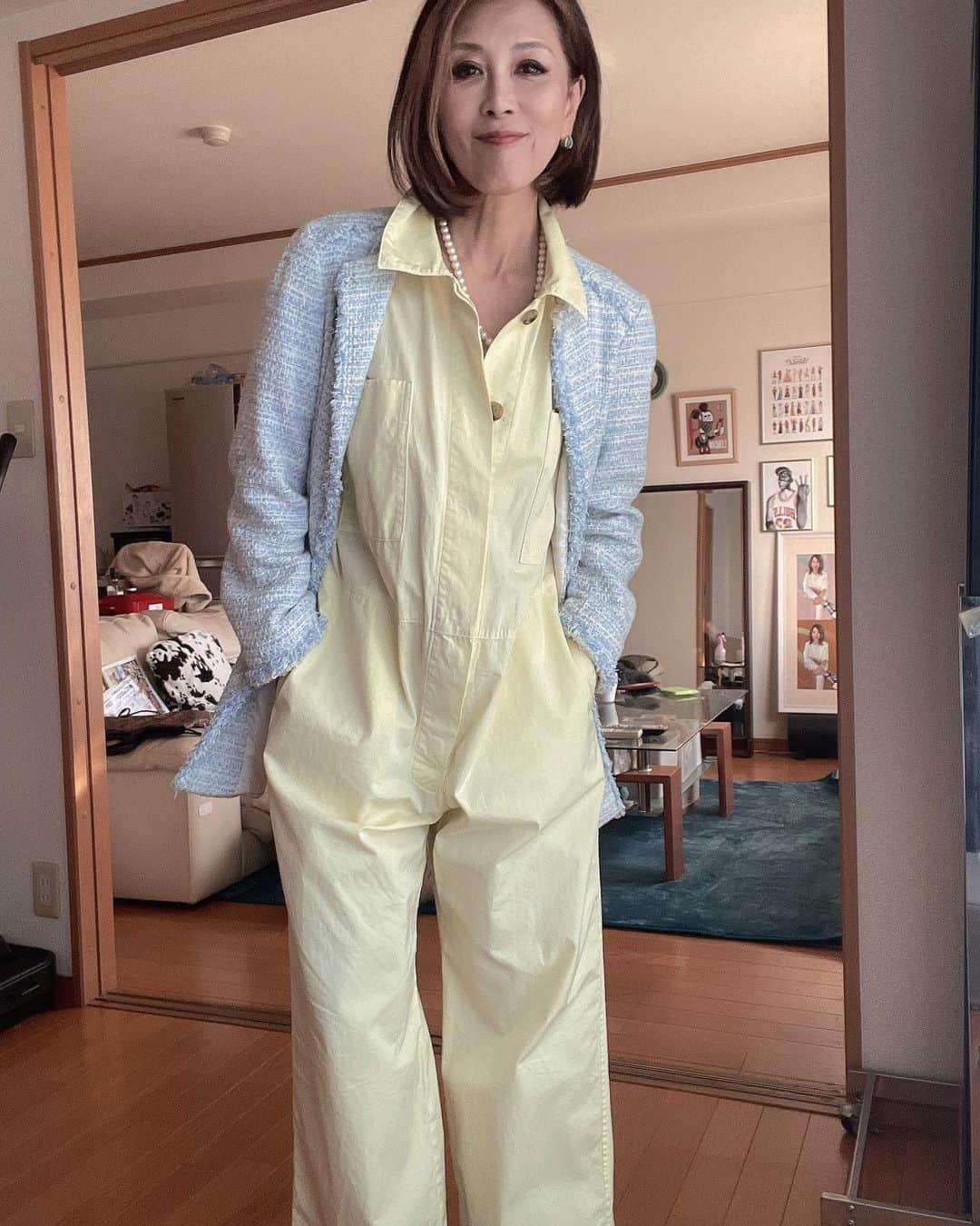 Naoko（なおこ）さんのインスタグラム写真 - (Naoko（なおこ）Instagram)「着替えまくって 結局違う服でした👩‍✈️  そろそろ 腹の脂肪、、、、🙀  この前お見せした クマグミバッグ。  悩みまくって買った甲斐ありました。  すごくでかくて なんでもぶちこめて。 使いやすくて 誰ともかぶらず ちょっと変で 値段もセーフぐらい。  なんの服にも 合うよー  久しぶりに 良い買い物しました。  使いやすいので デザイン違いでも おすすめ！  BUYMAにあとひとつだけ 在庫ありました。  #女子はbagと靴が好き  #筋トレ女子 #フィットネス女子#フィットネス#Fitness#筋トレ女子と繋がりたい #筋トレ好き#筋トレ好きと繋がりたい#減量 #くびれ#美ボディ #アラフィフ#アラフィフコーデ#ボディメイク #50代#健康 #熊本 #kumamoto」10月26日 19時13分 - smile_naohibi